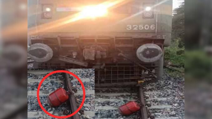 Train Accident In kanpur